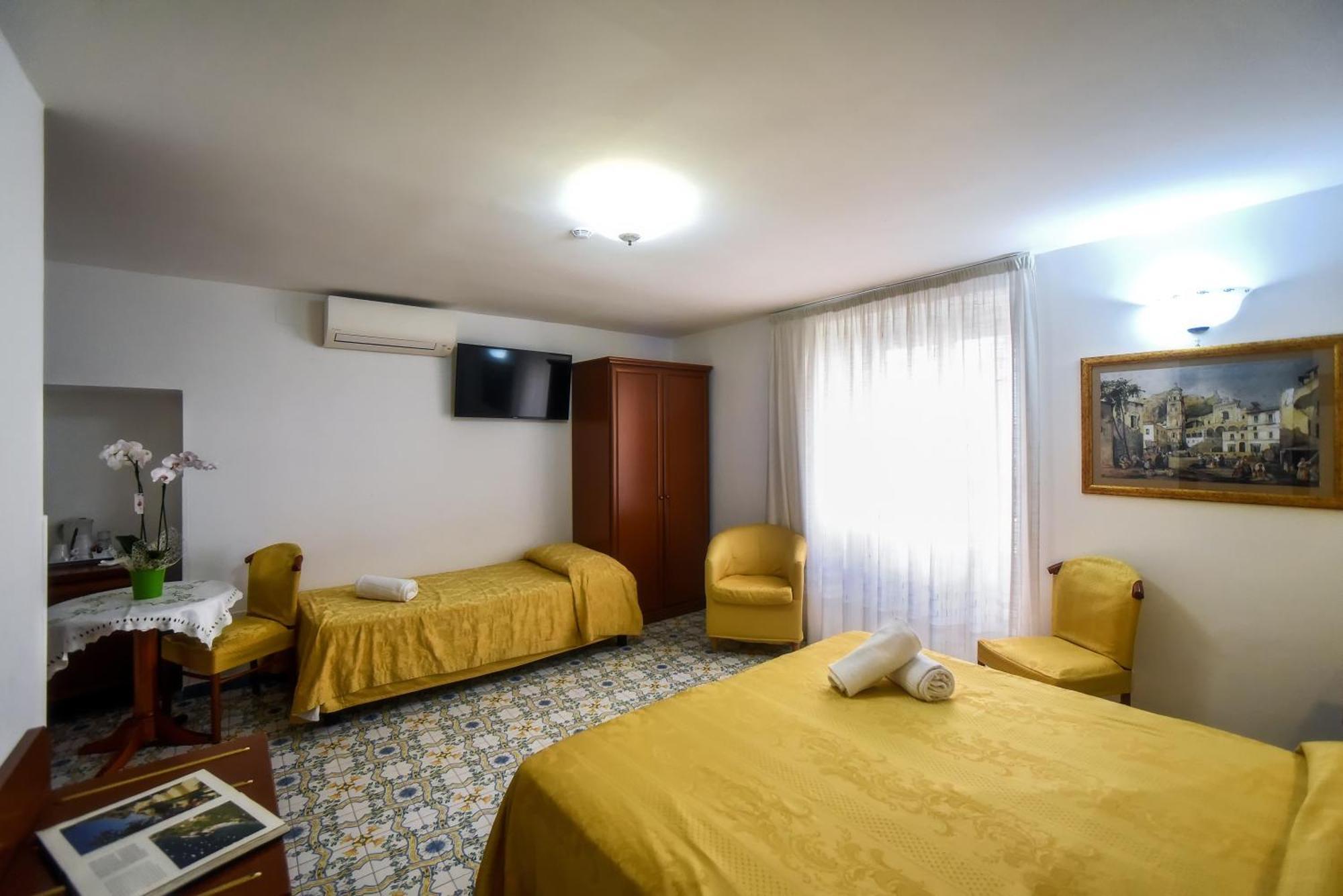 Centro Storico Hotel 3*